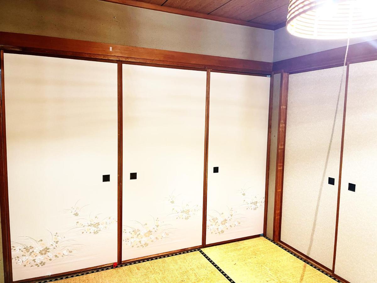 Downtown Tatami House: Multinational Tv & Bbq Corner Casa de hóspedes *
