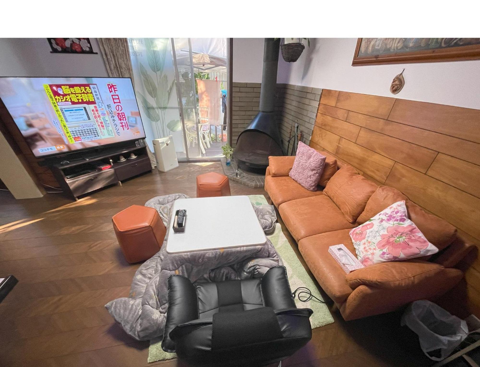 Downtown Tatami House: Multinational Tv & Bbq Corner Guest house
